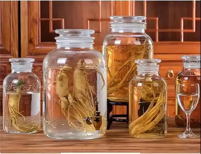 药酒变"毒酒",一杯药酒致多人肾衰,医生:4类中药别拿来泡酒