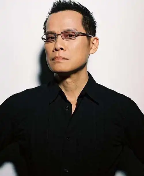 该当爷爷的年纪当了爹这些老来得子的男星最大与孩子差84岁