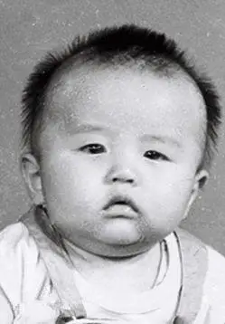 你见过邓超的婴儿照吗打小就是戏精难怪现在成就这么高