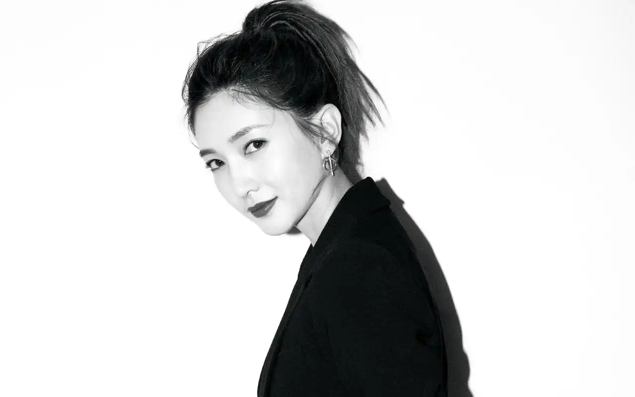 江疏影黑白写真高清桌面电脑壁纸_大陆明星_壁纸下载_美桌网