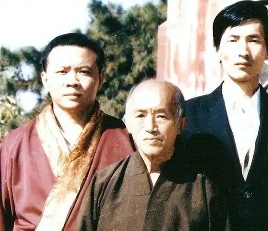 海灯法师一招二指禅红遍全国自称少林寺方丈87岁圆寂无人问