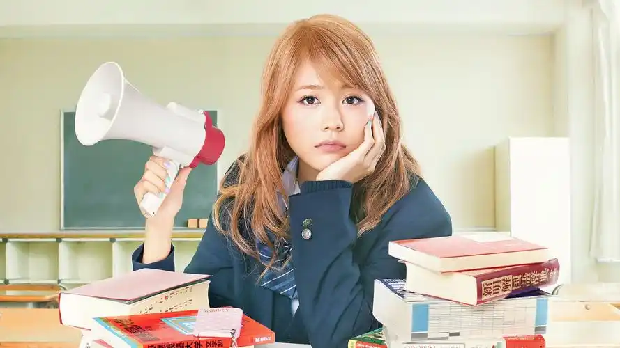 垫底辣妹海报壁纸