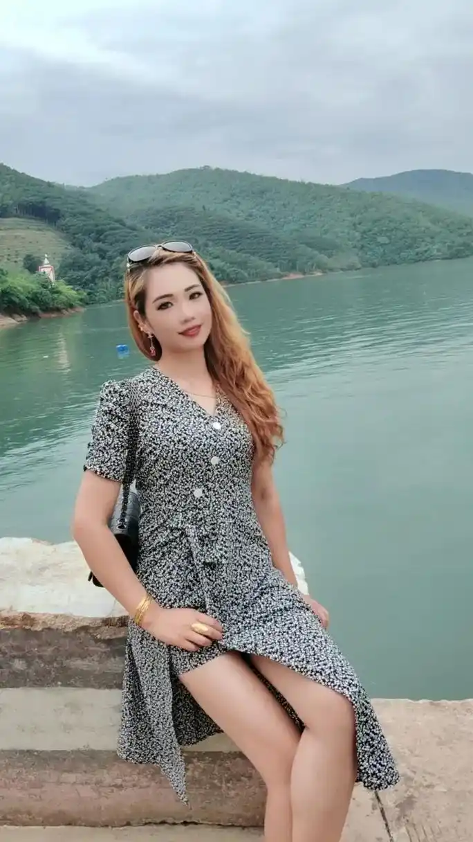 经历了流年聚散,体会了人情冷暖,经历了物是人非,学会了自我疗 - 抖音