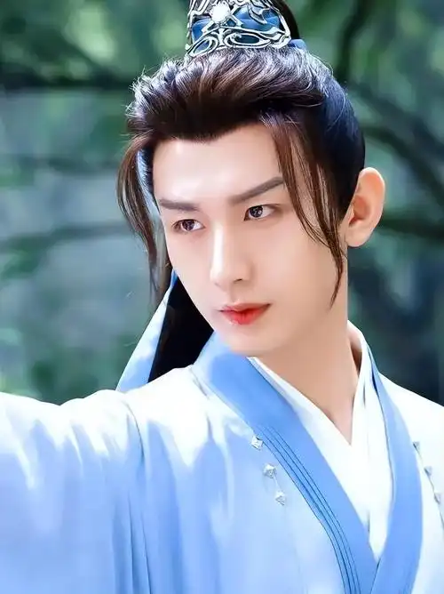 爆料者给出提示:90后古装美男,涉案金额高)