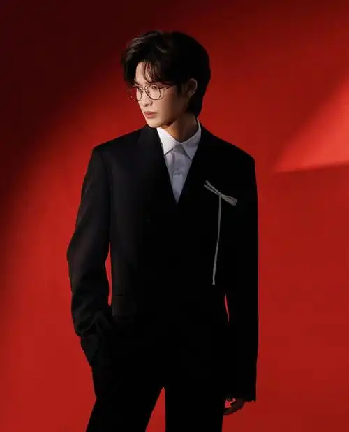 朱正廷纪述##朱正廷柳月