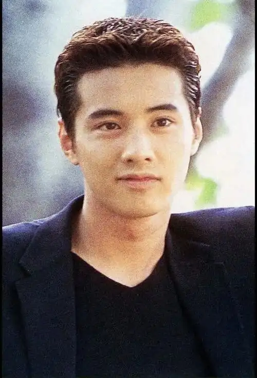 隔壁贴有感,一直觉得元彬和木村拓哉有点像