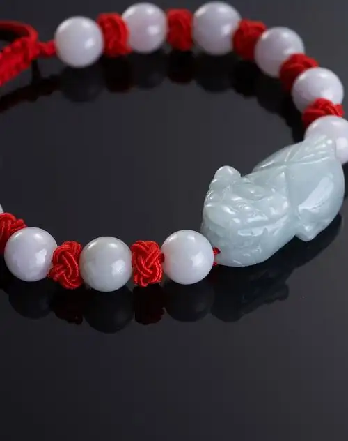 天然翡翠貔貅手链红绳(配证书)