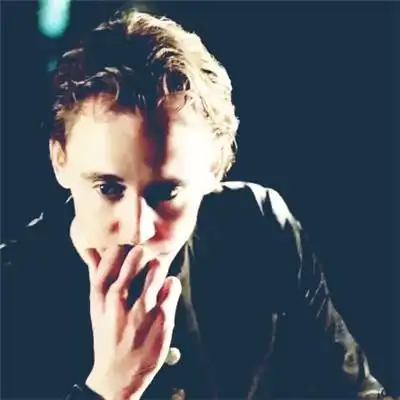 欧美复古胶片感男生头像图片