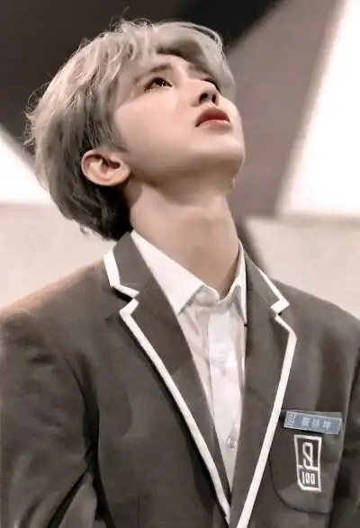 蔡徐坤戴眼镜系列