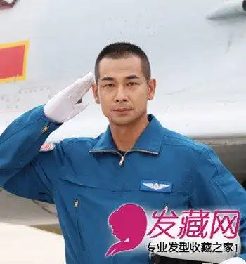 男星利落的板寸头发型寸板头才是真帅哥