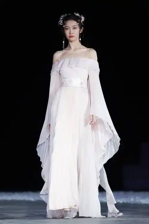 盖娅传说2021秋冬系列