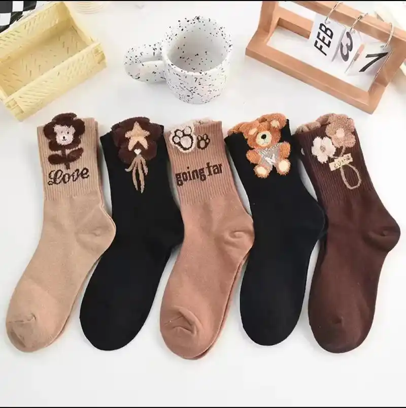 凭咱俩的关系,送我两双袜子不过分吧#内衣推荐#哎呦喂你袜子真 - 抖音