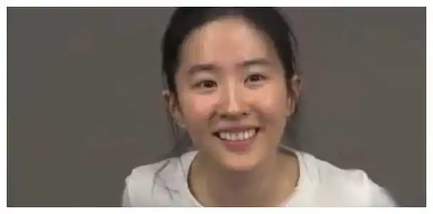 刘亦菲真实无美颜无滤镜,如天仙下凡,吸引眼球!尽情准备!|素颜|女神|