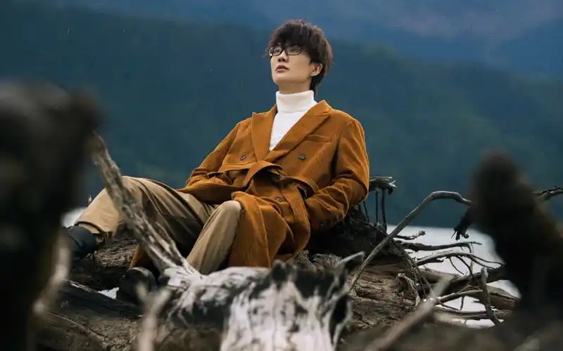 用十四分钟听许嵩十四年主要代表作,让耳朵怀孕,音乐纯粹,爱v绝对.