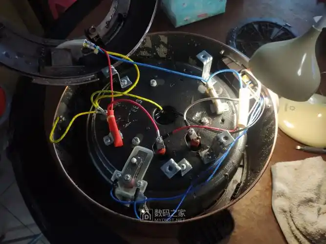 『x折腾』苏泊尔电压力锅进水拆机清理