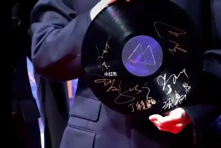 周深 汪苏泷 into1 李汶翰 毛不易等 其他私聊咨询#tnt时代少年团