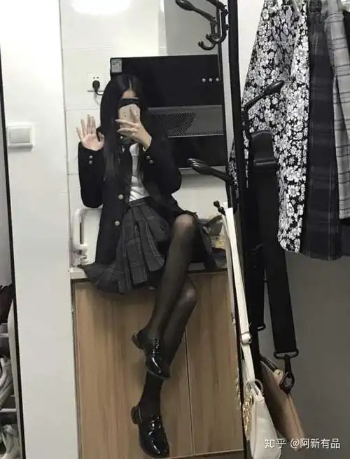 67登录加入知乎黑色丝袜丝袜水手服羞耻感穿黑丝配jk制服怎么克服