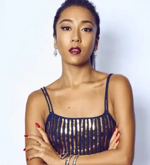 吉克隽逸:卖惨炫富当小三,立了10年的"淳朴"人设,终于崩塌了_网友