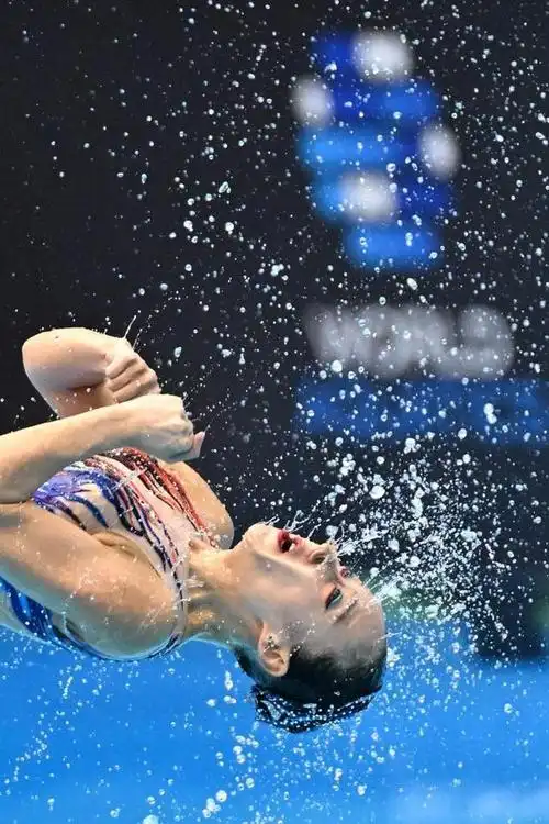 游泳世锦赛中国队再添一金 全红婵,陈芋汐晋级决赛