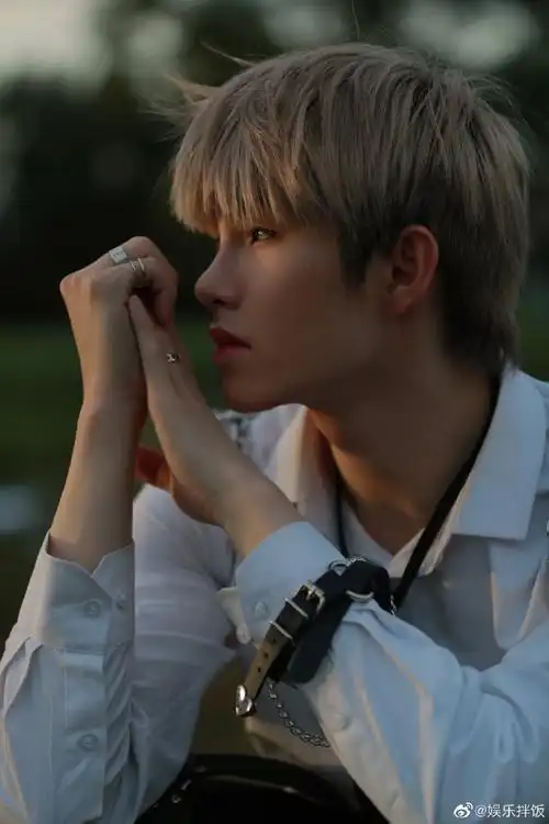 青你3官宣团名为ixform#青你3出道组罗一舟 唐九洲 连淮伟 刘冠佑邓