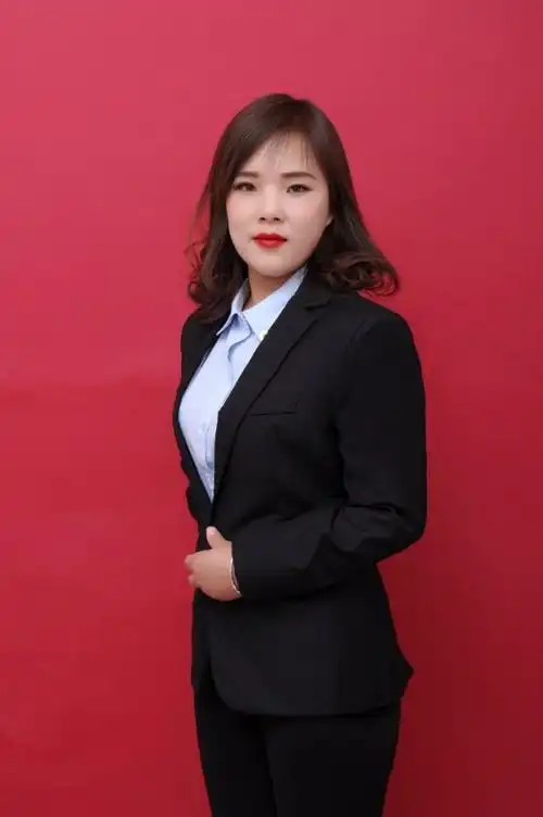 人寿保险正装女 正装照女