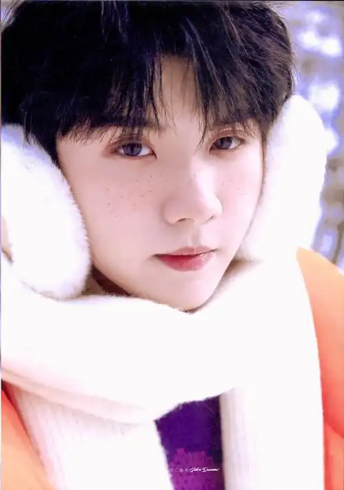 草莓奶油小蛋糕  #马嘉祺说岛上太舒服了