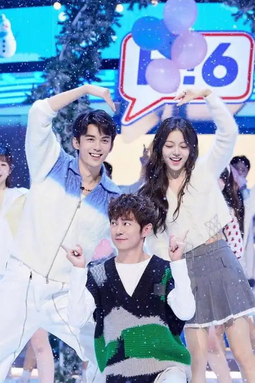 剧组做客好六街,吴磊赵今麦还原新剧告白名场面王星越喊李雪琴姐姐超