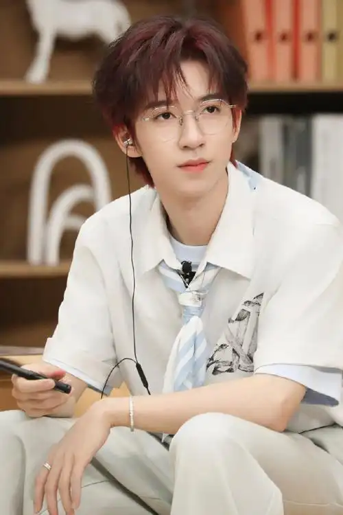 贺峻霖##时代少年团##尚美巴黎##令人心动的offer