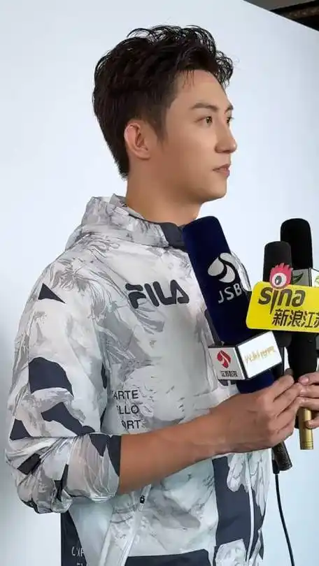 黄景瑜活力男孩##黄景瑜说今年会有四部作品播出