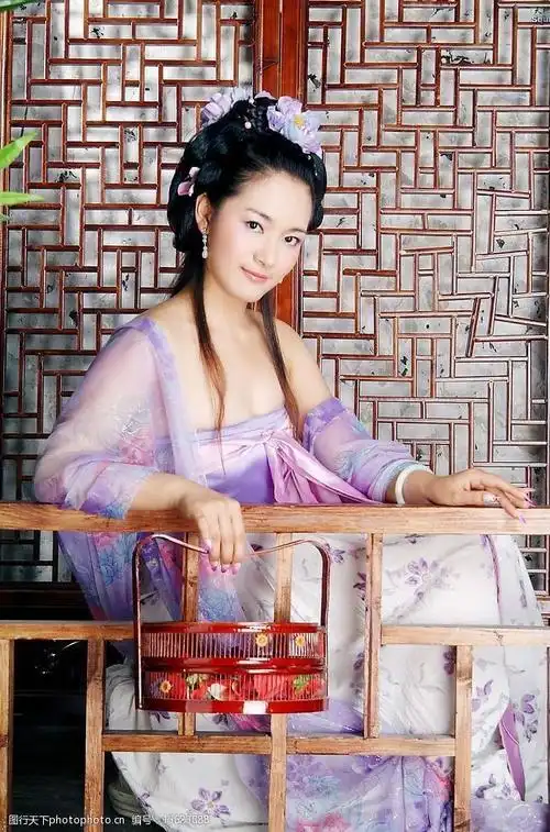 关键词:古装美女 古装 美女 人物图库 女性女人 摄影图库 72dpi jpg