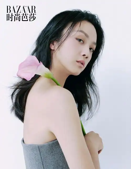 汤唯登上《时尚芭莎》封面……__财经头条