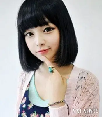 圆脸齐刘海齐肩短发发型图片 减龄修颜必备