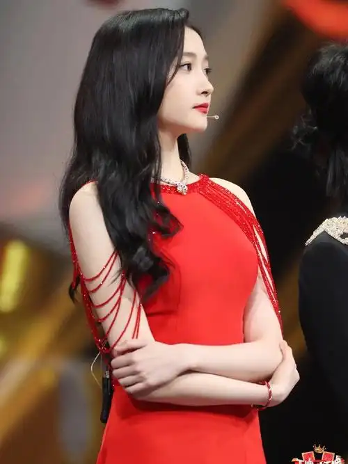 红裙造型关晓彤78