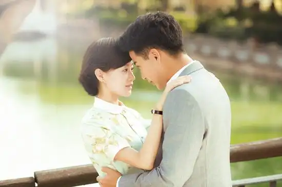 光影间展现老上海风韵年代悬疑剧秘密的背后今晚播出