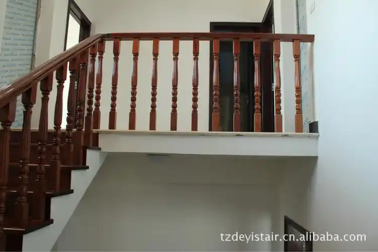 全实木菠萝格单档两步三支楼梯扶手