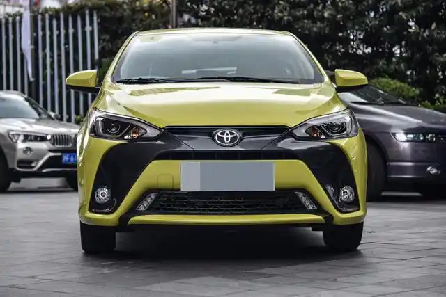 丰田致炫,6万多能提裸车,有suv的空间,油耗仅5l,买吗?