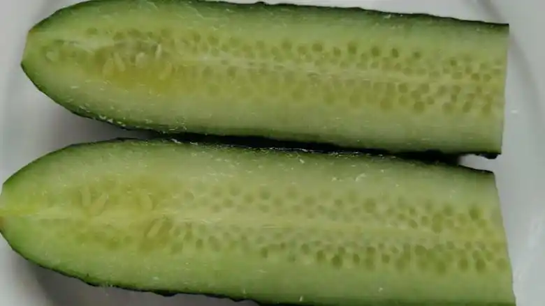 display:inline-block; href=/shicai/ 54>黄瓜 /a>洗干净对半切开