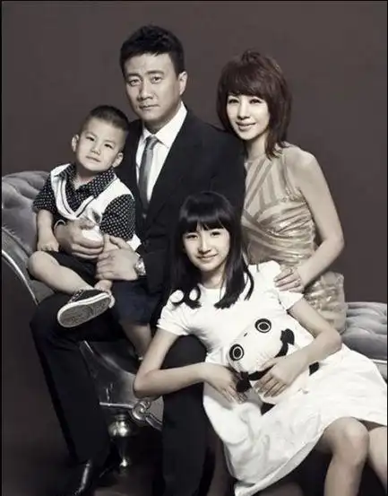 to:@胡军 @白玛芳 #九儿##康康# 愿笑容常伴一