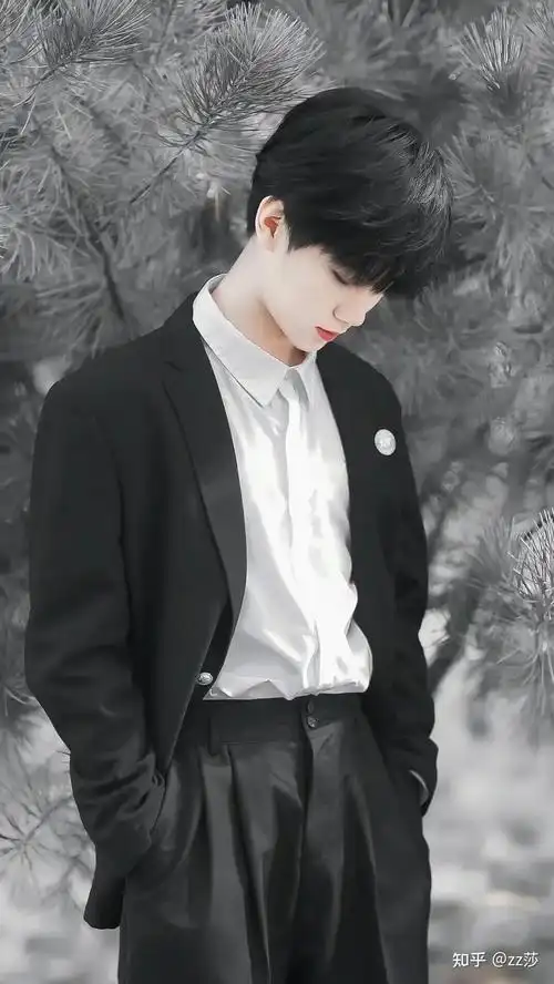 我4月份21岁了追张真源正常吗感觉追时代少年团的平均年龄很小