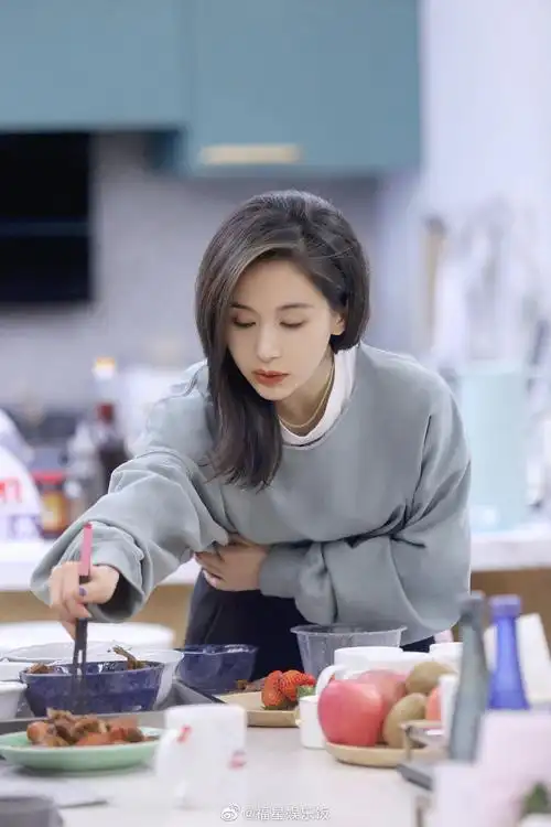 跳出舒适圈王子文在怦然再心动里凭借酷飒性格赢得好评一片