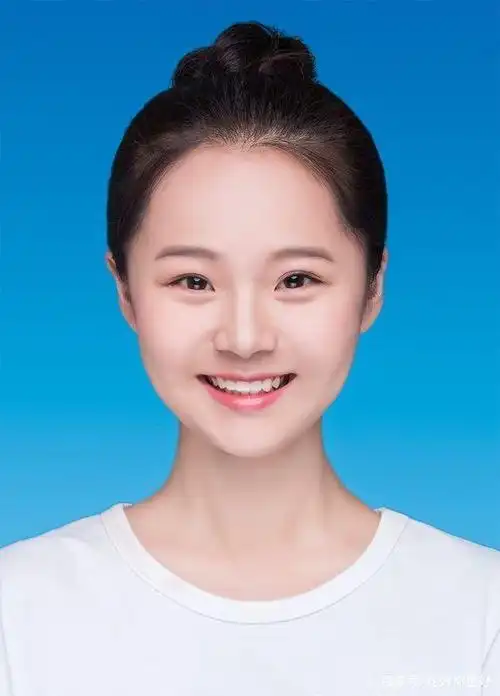 求职简历证件照没有像样的衣服怎么办?ps三分钟轻松换装