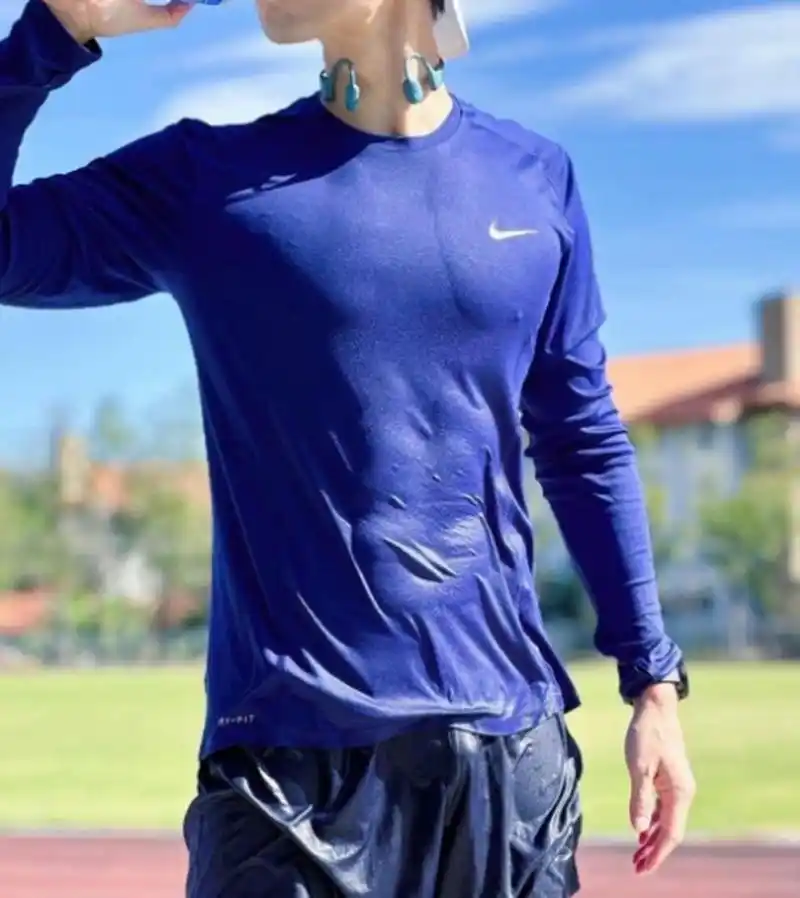 全湿了#体育生# #腹肌