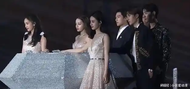 36岁杨幂和35岁赵丽颖同框