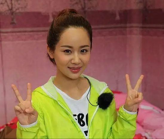 家有儿女小雪都上春晚了11年后他们变脸不红发福好可惜