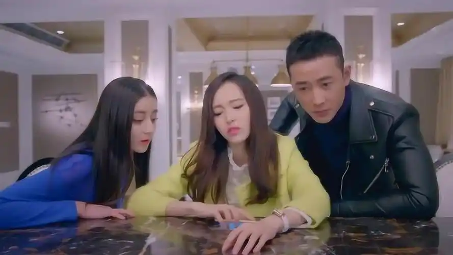 克拉恋人米朵和箫亮冷战高雯和雷奕明两人一起出主意还真是个小机灵鬼