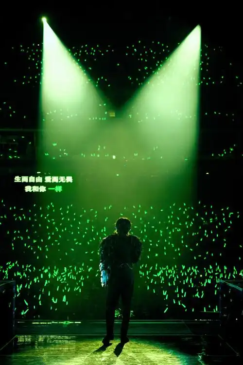 王源在源野中疗愈##聚划算欢聚日#如果治愈有颜色,@tfboys-王源和