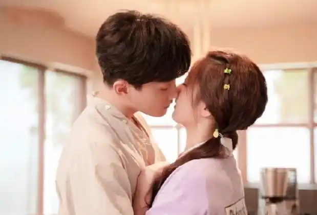 爱情始于不可思议,同时让大家看到了范世琦和戚砚笛两人感情增进的