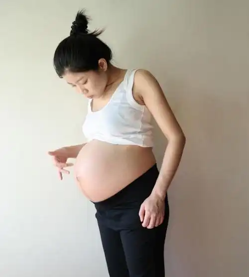 孕妈玩游戏到1300多关,丈夫一个举动孕妈崩溃:搓衣板已就位