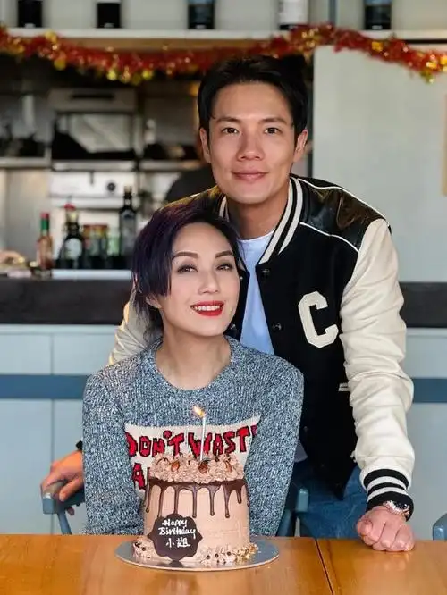 杨千嬅50岁生日,获老公超宠庆生