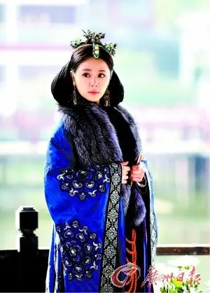 《倾世皇妃》电视版"面目全非"(组图)